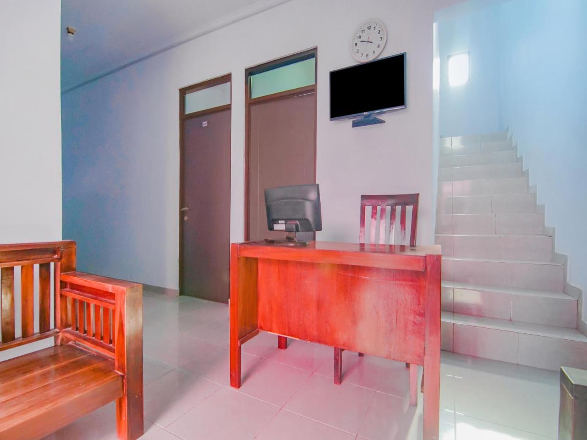 Oyo 2770 Zleepy Wisma Khazri Bogor Exterior photo