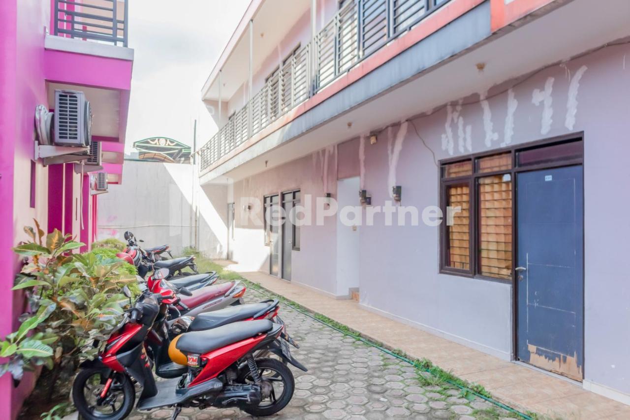 Oyo 2770 Zleepy Wisma Khazri Bogor Exterior photo