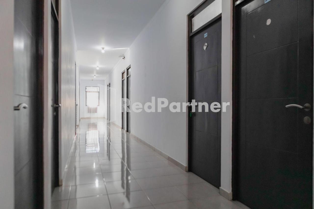 Oyo 2770 Zleepy Wisma Khazri Bogor Exterior photo