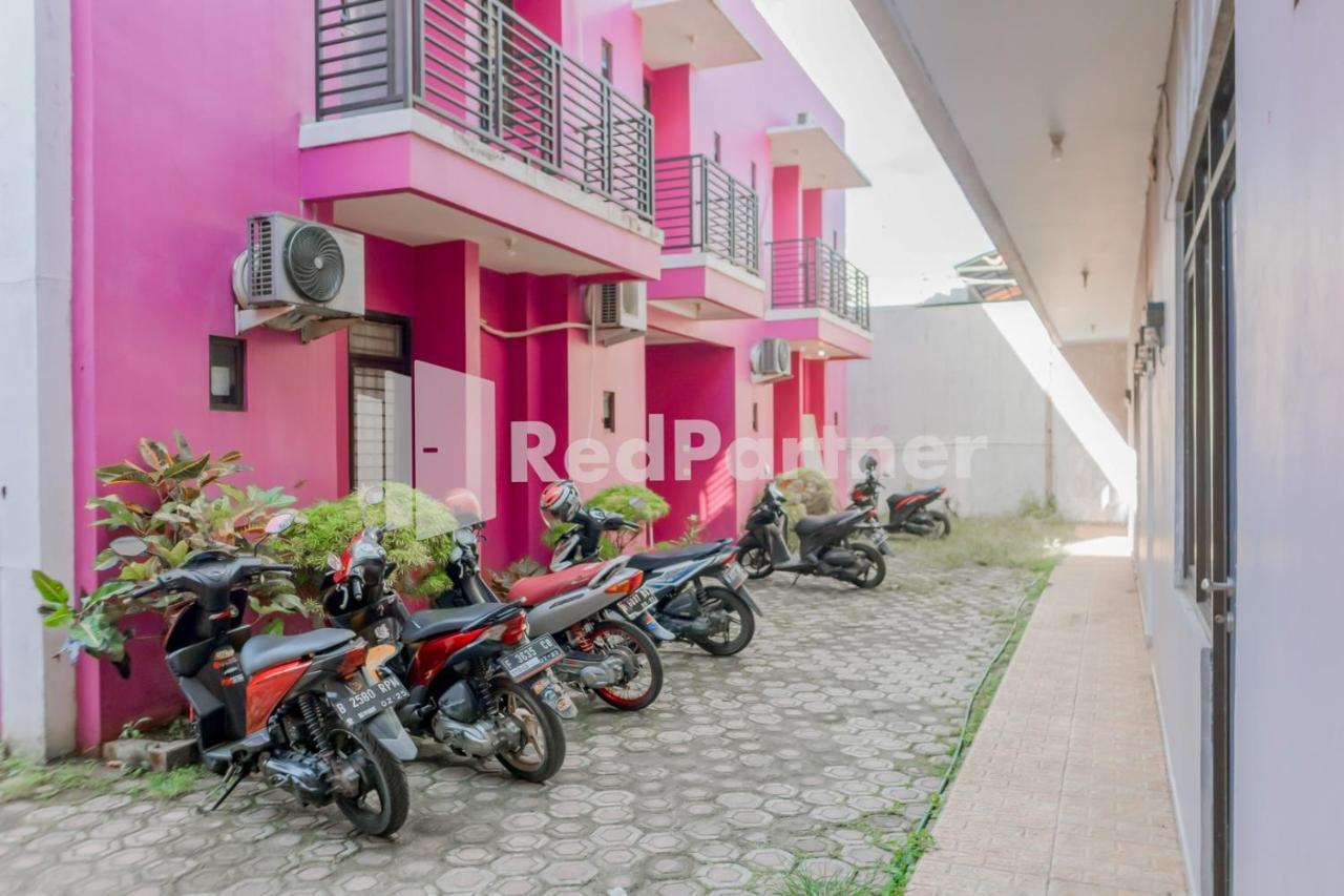 Oyo 2770 Zleepy Wisma Khazri Bogor Exterior photo
